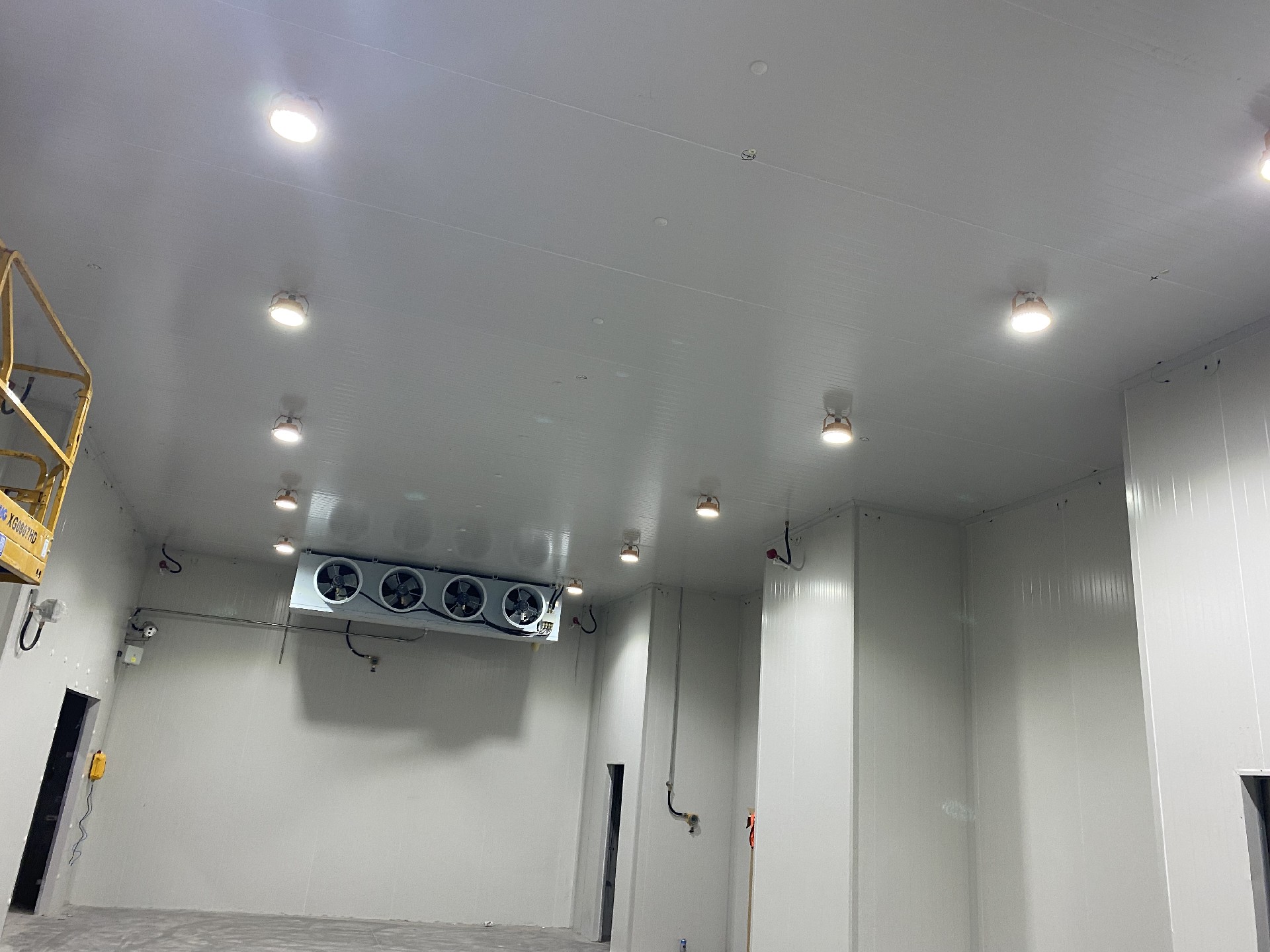 徐州博康年產(chǎn)1100噸光刻材料及10000噸電子級(jí)溶劑搬遷技改防爆冷庫工程案例